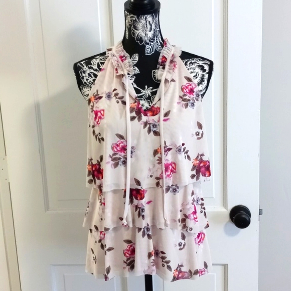 🌸White House Black Market🌸 - "Azhara" Sleevless Floral Tiered Top